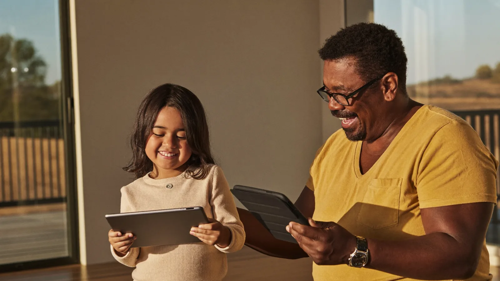 A First Nations family using Anan at home